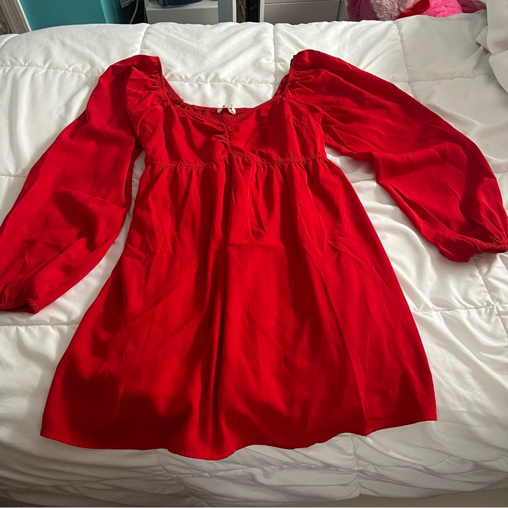 NWOT MI AMI red sweetheart dress